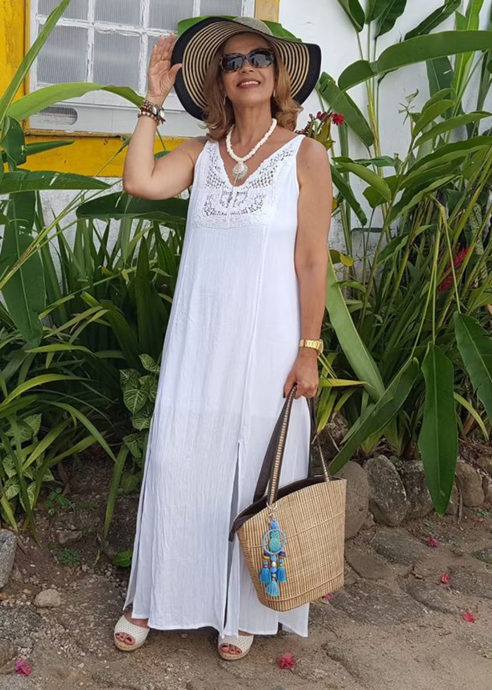 <p>CUSTOMERS LOVE ANNA NEW YORK</p>