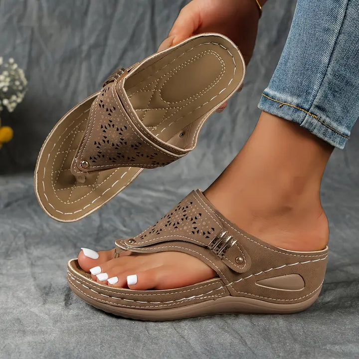 Bente | Women's Comfortable Low Wedge Thong Sandals