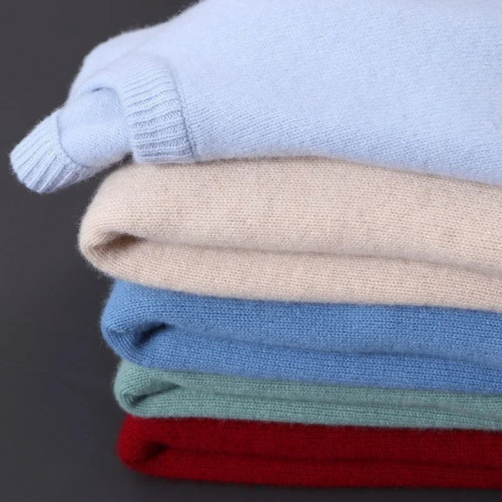 Cyrus | Luxury and Comfortable Sweater
