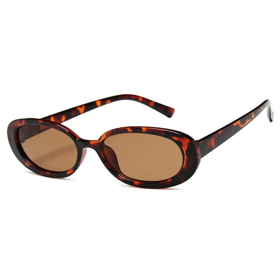 Gwen | Women's Oval Sunglasses with Tinted Lenses