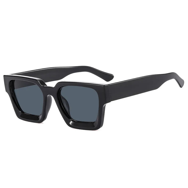 Tegan | Women's Square Sunglasses with Gradient Lenses