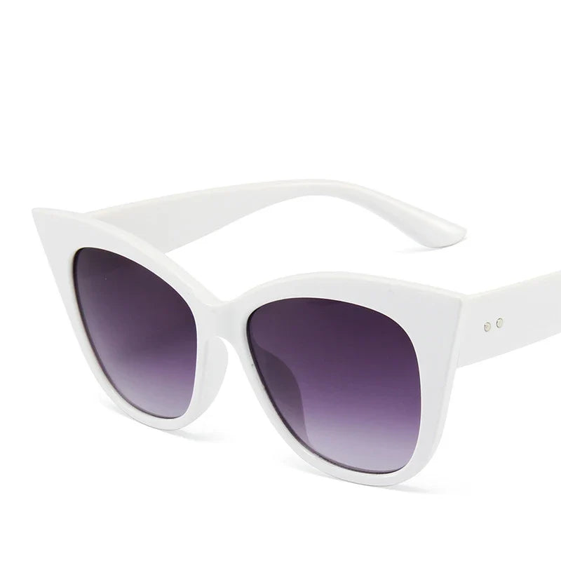 Oasis | Women's Oversized Cat-Eye Sunglasses with Gradient Lenses