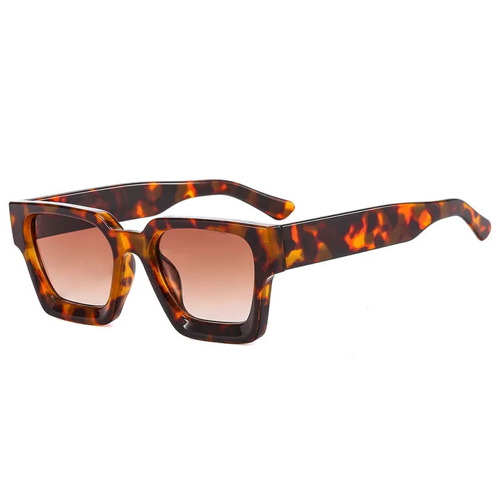 Tegan | Women's Square Sunglasses with Gradient Lenses