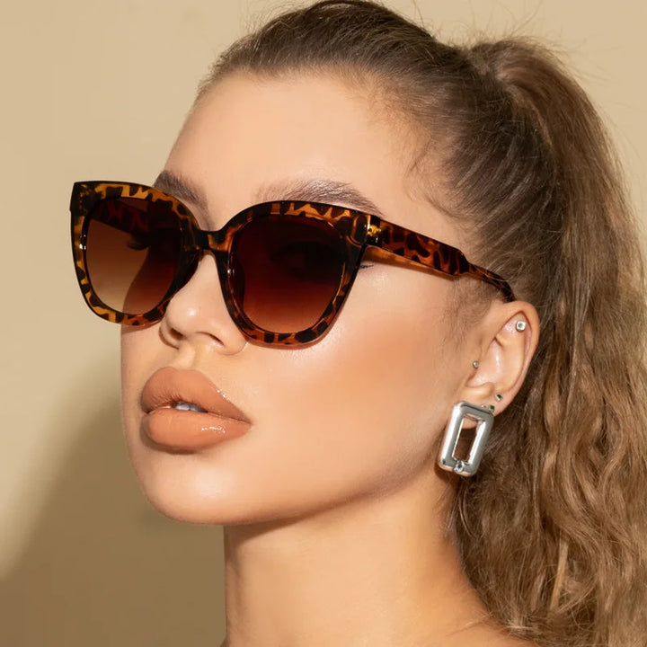Jodie | Women's Oversized Sunglasses with Cat-Eye Frame